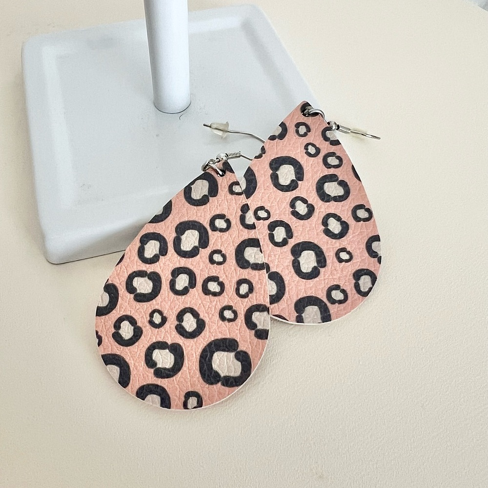 Pink animal print faux leather drop earrings
